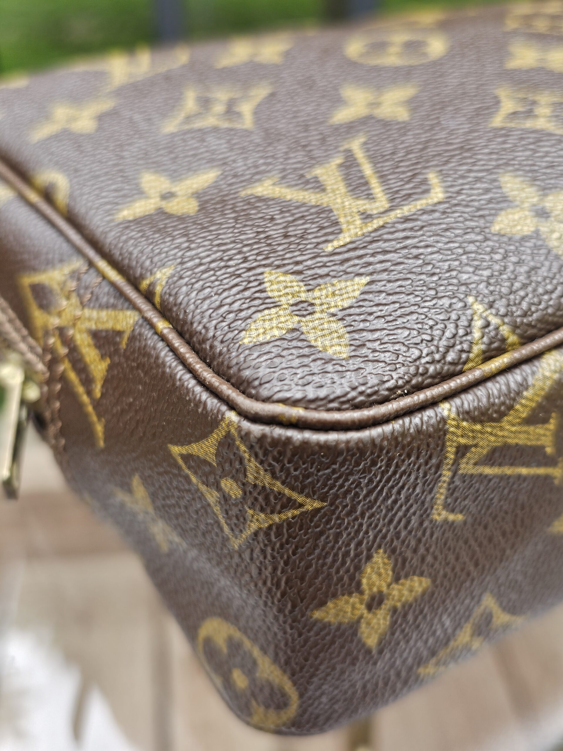 Trousse 23 Monogram - Image 9