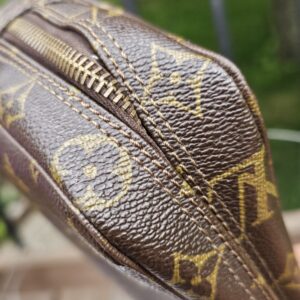 Trousse 23 Monogram - Image 11