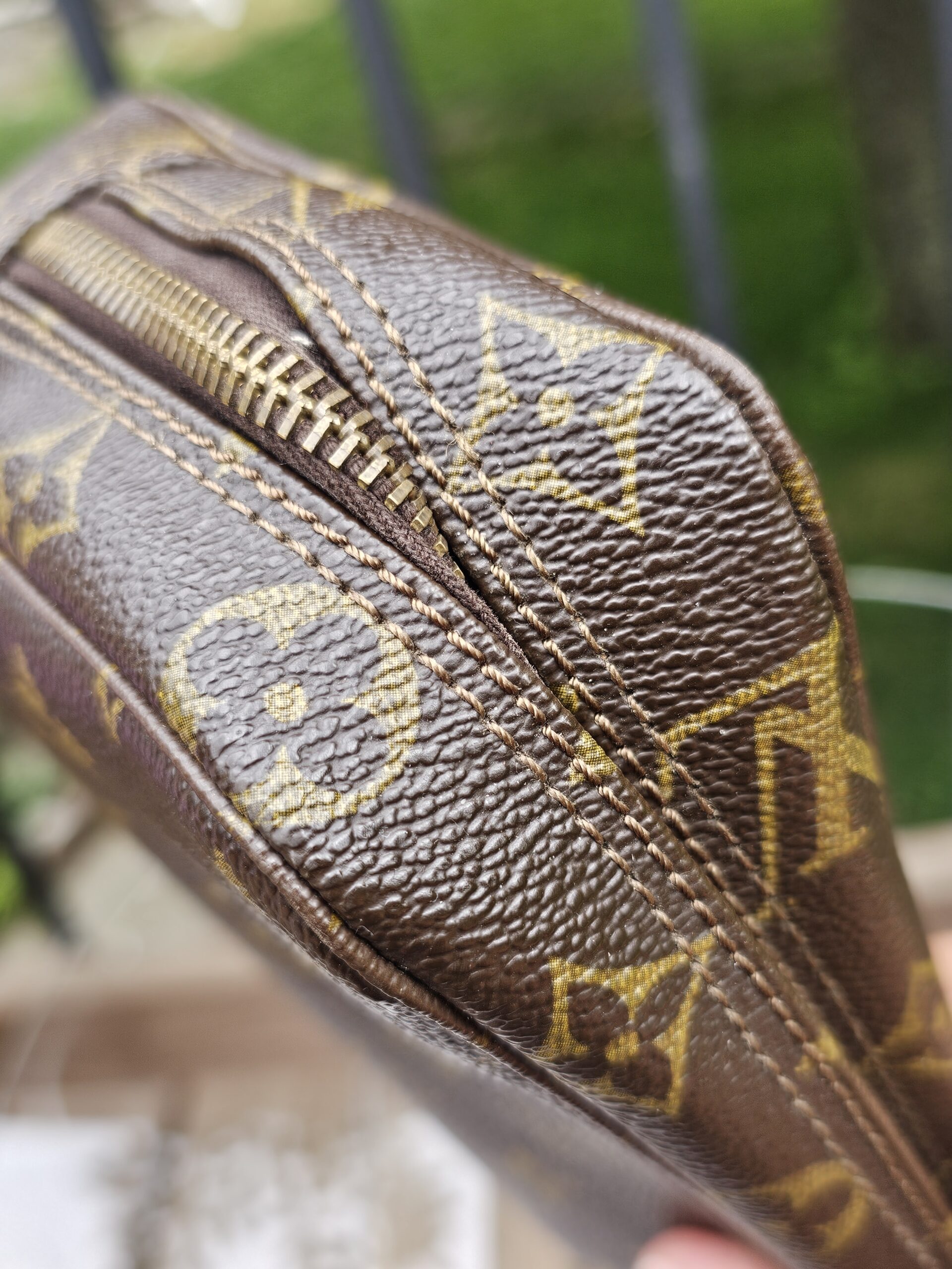 Trousse 23 Monogram - Image 11
