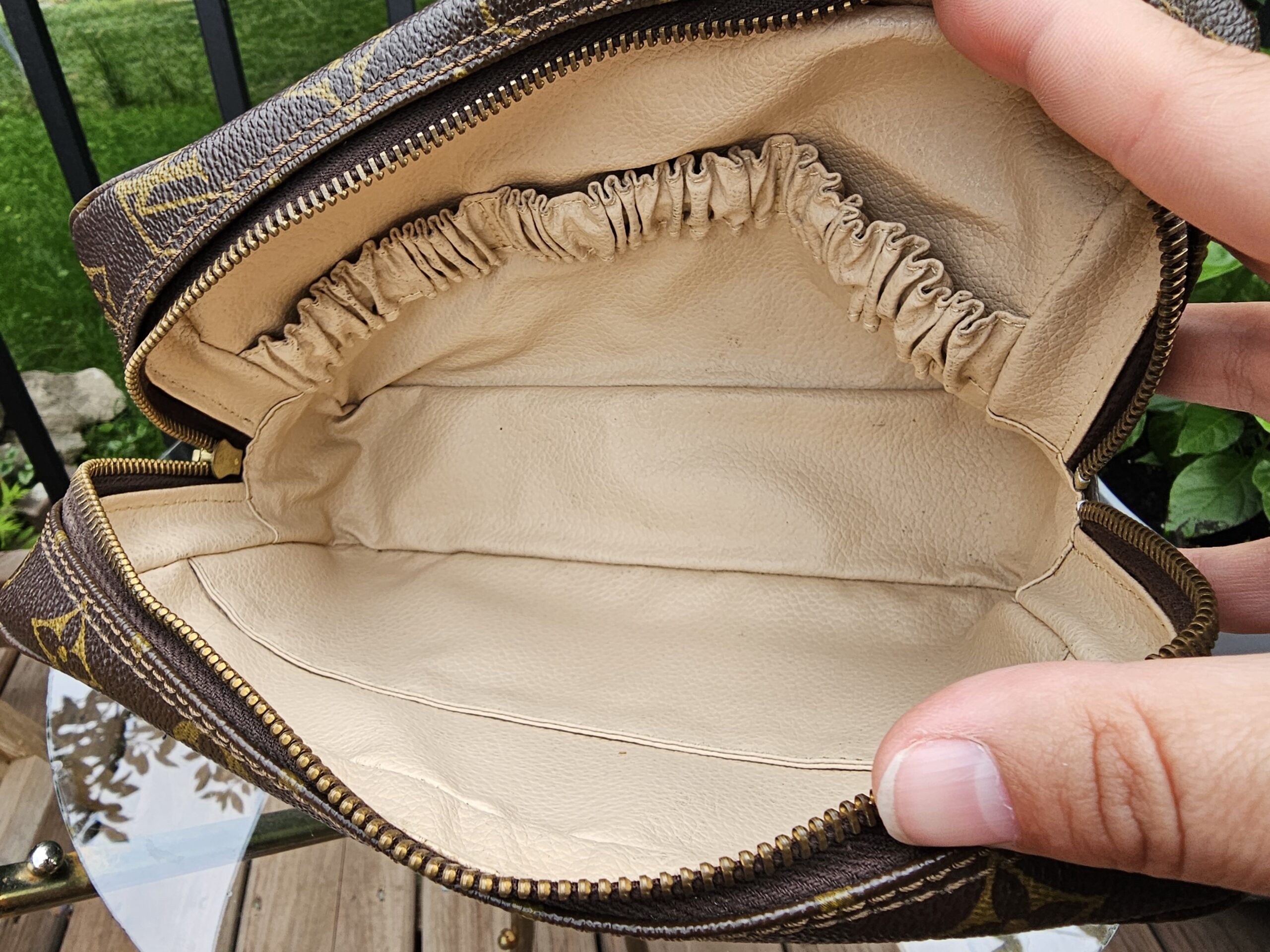 Trousse 23 Monogram - Image 12