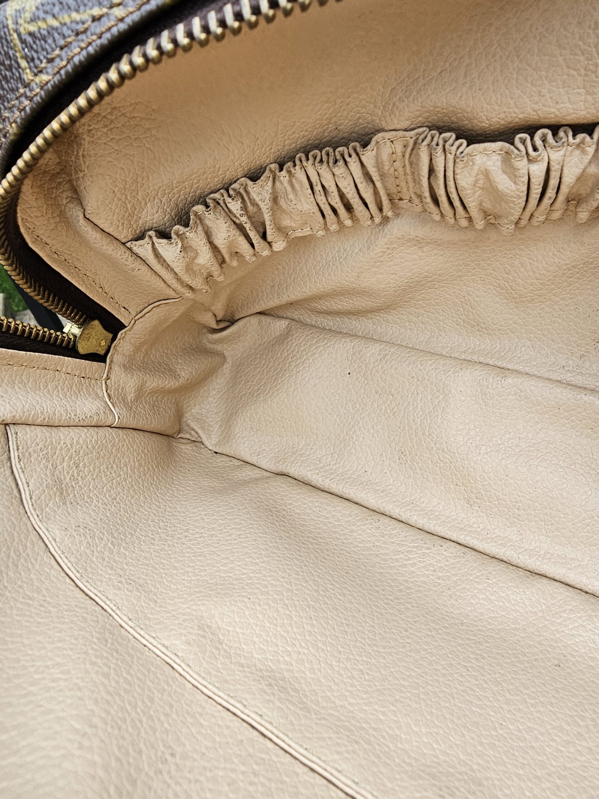 Trousse 23 Monogram - Image 14