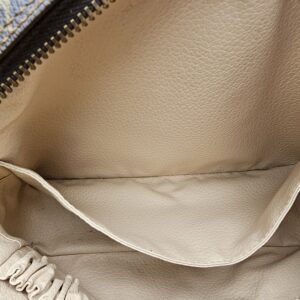 Trousse 23 Monogram - Image 15