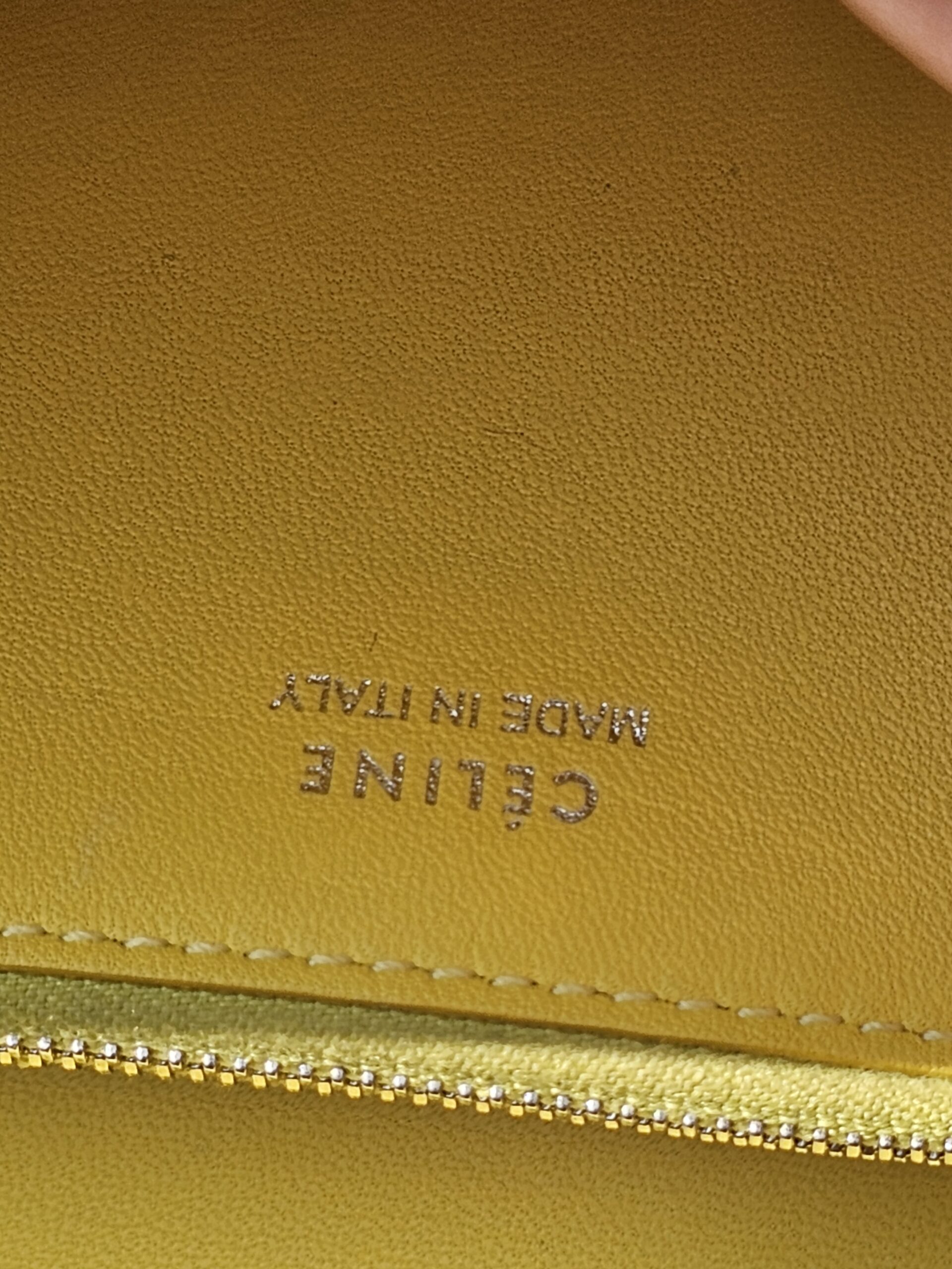 Drummed Leather Large Wallet - Image 16