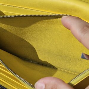 Drummed Leather Large Wallet - Image 18