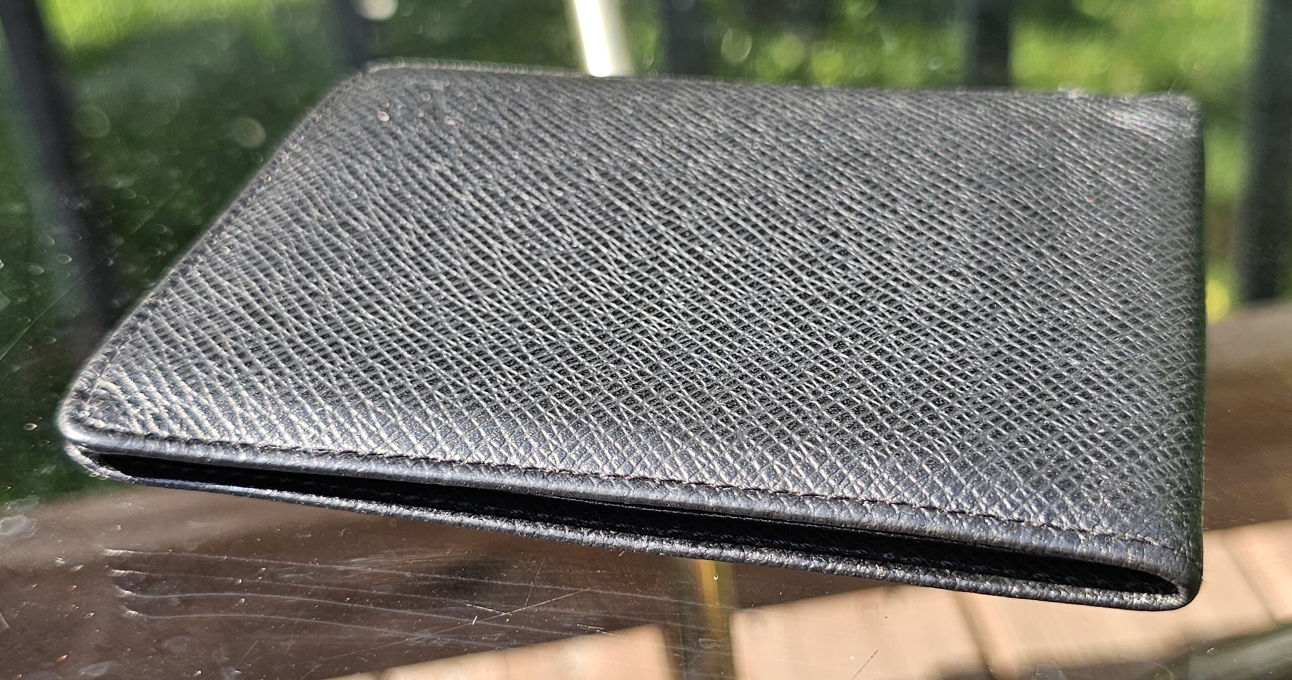 Black Tiaga Bi Fold - Image 4