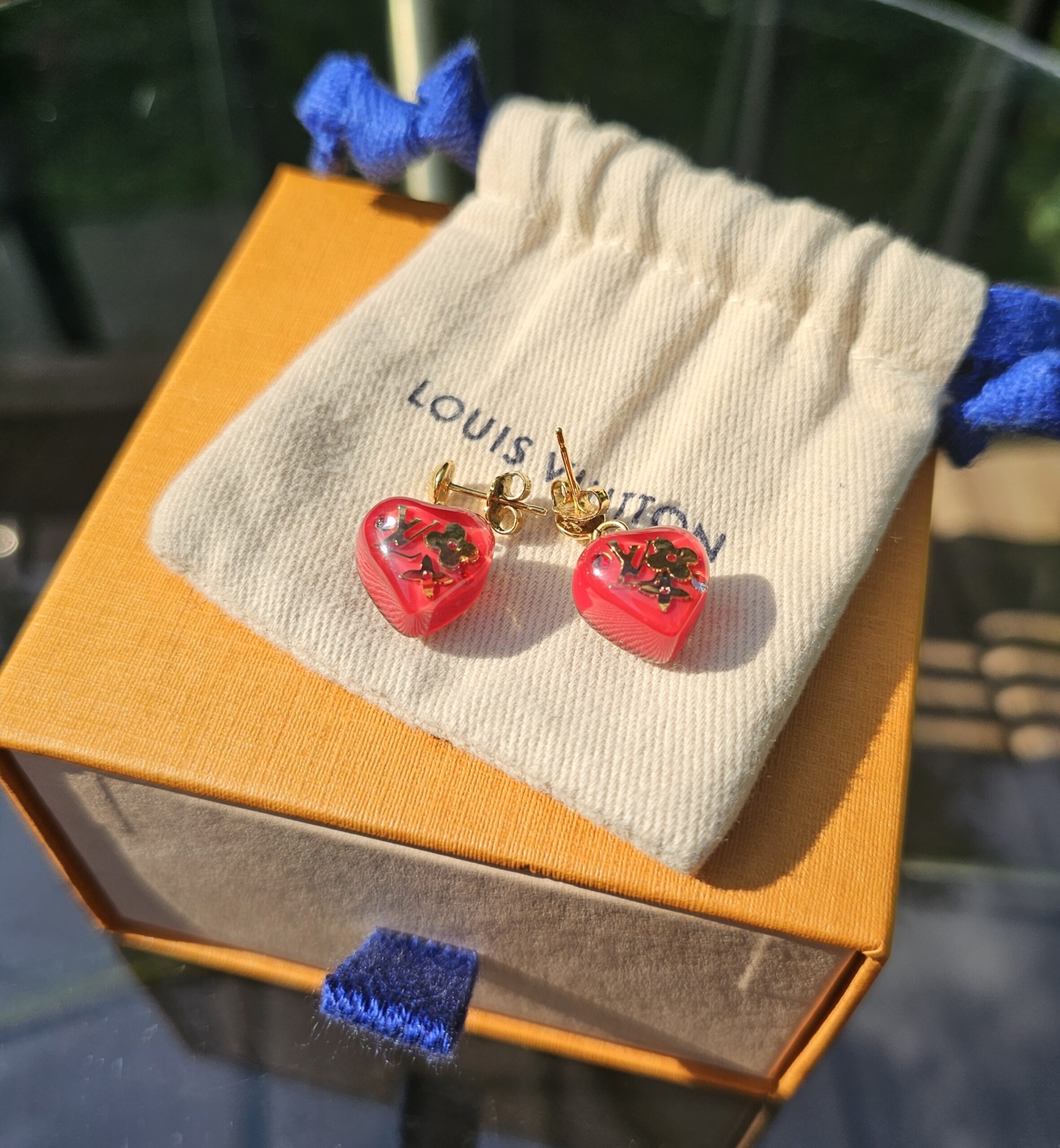 Bubbles Inclusion Earrings