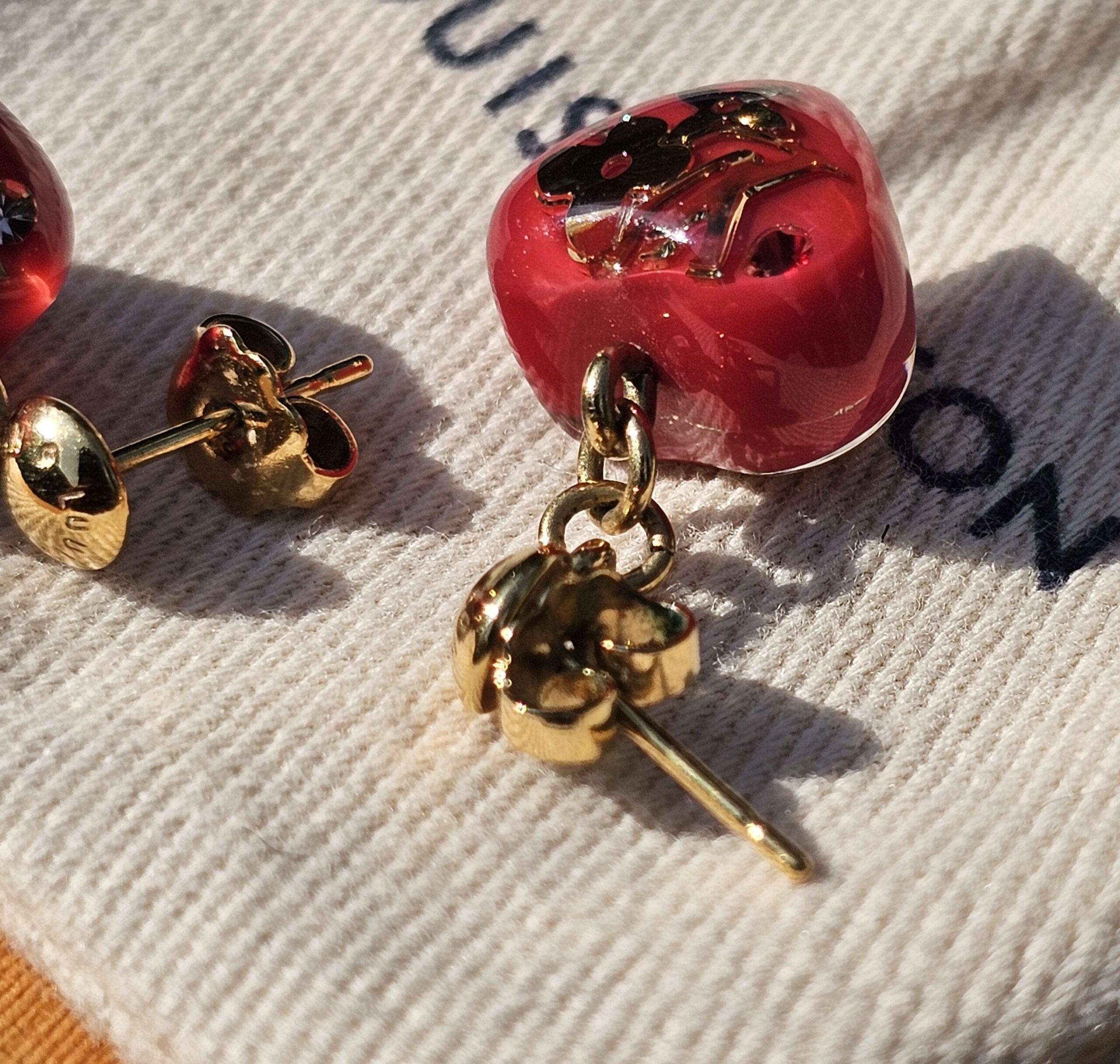 Bubbles Inclusion Earrings - Image 5