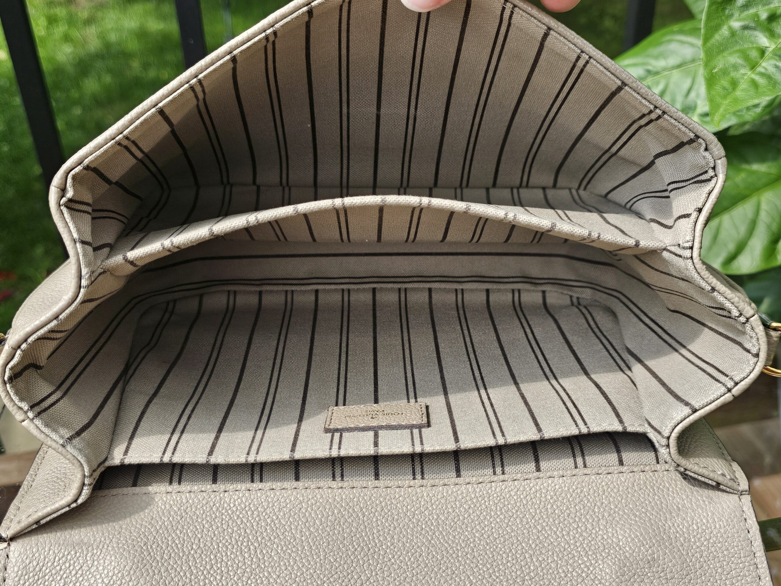 Pochette Metis Turtle Dove - Image 19