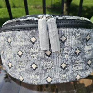 Fursten Bumbag - Image 3