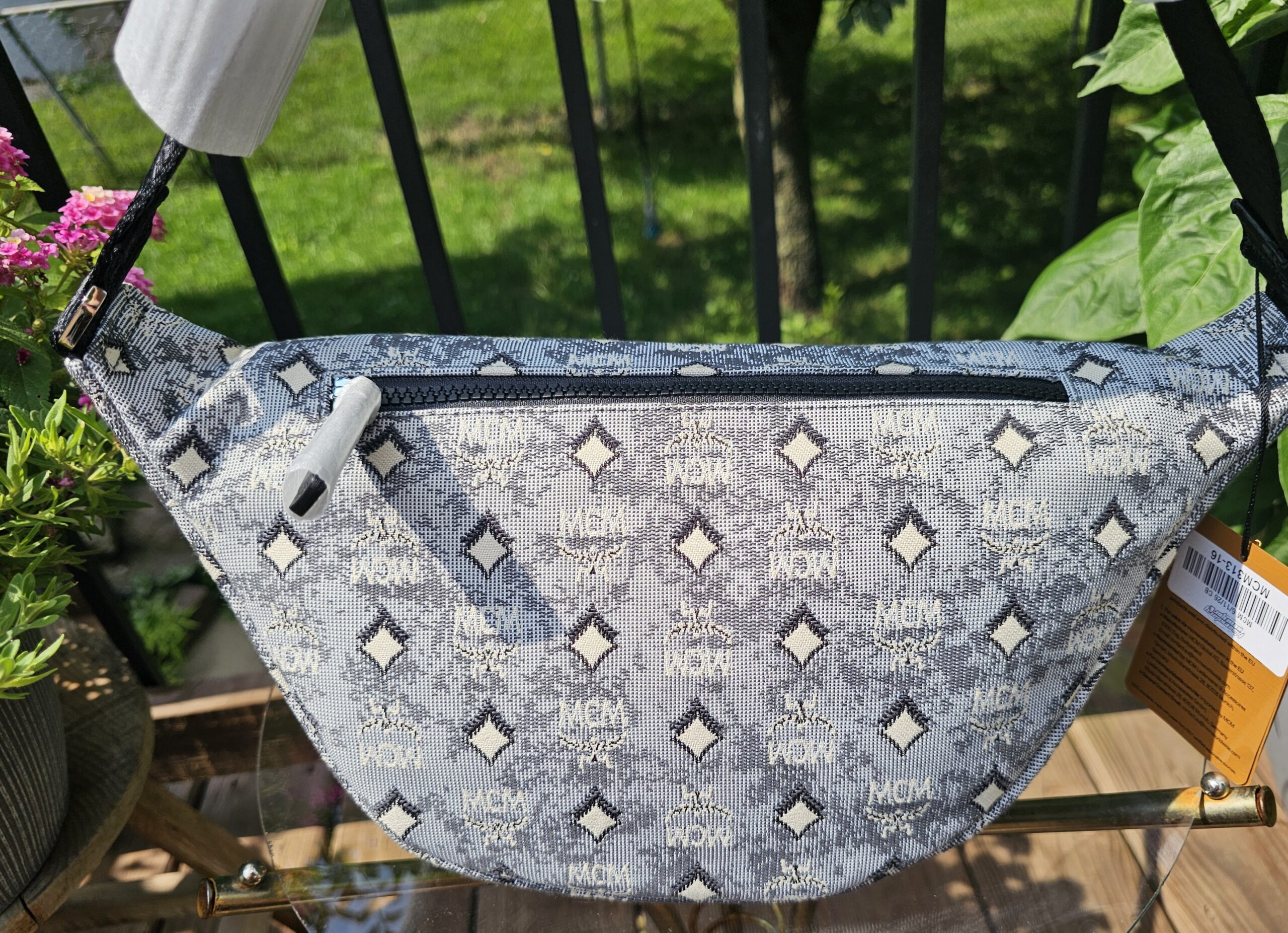 Fursten Bumbag - Image 11