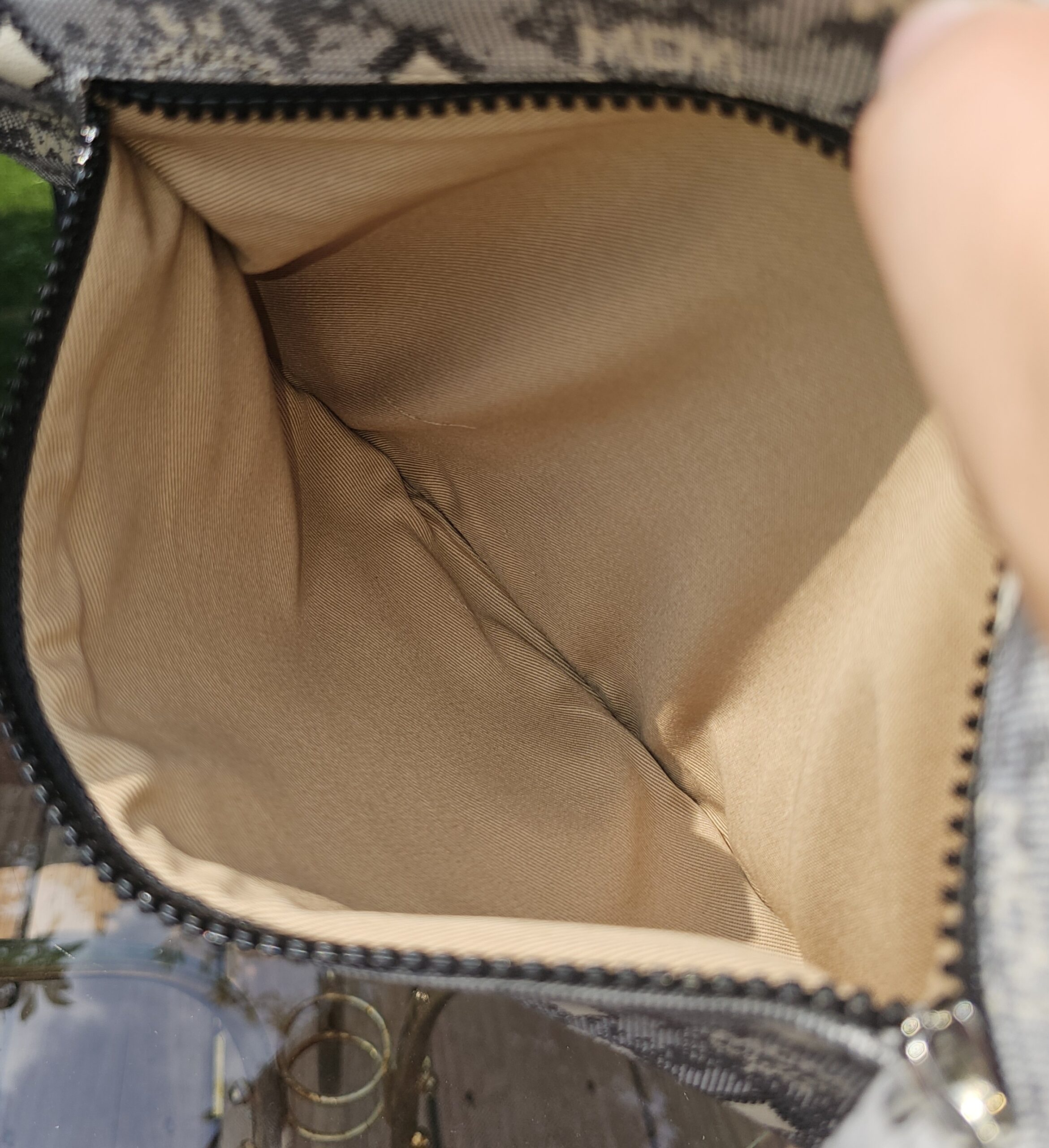 Fursten Bumbag - Image 9