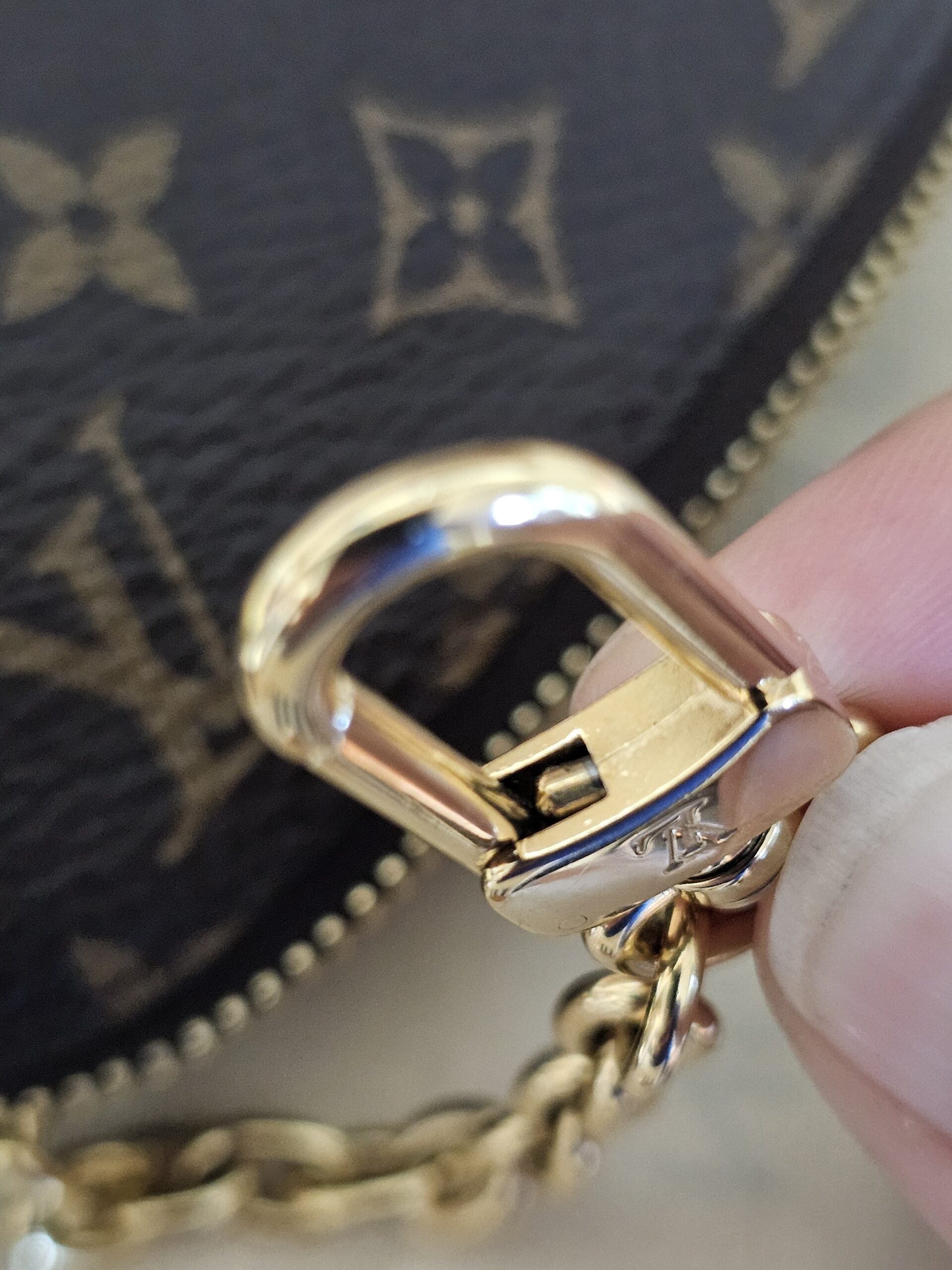 Cosmetic Purse - Image 7