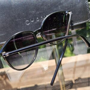CC Oversized Frames - Image 4