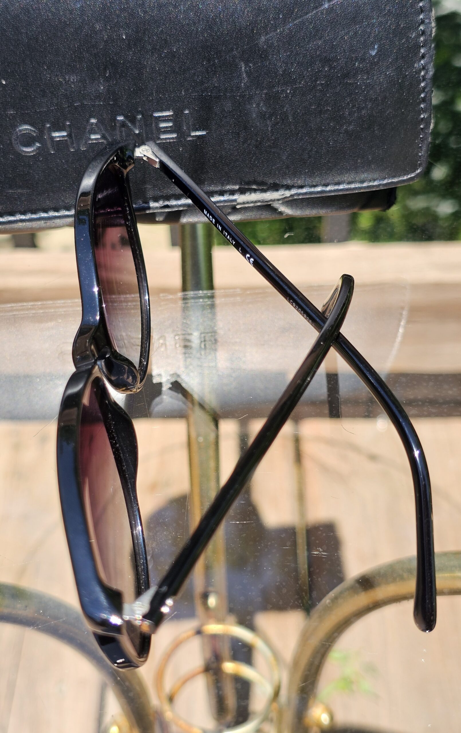 CC Oversized Frames - Image 5