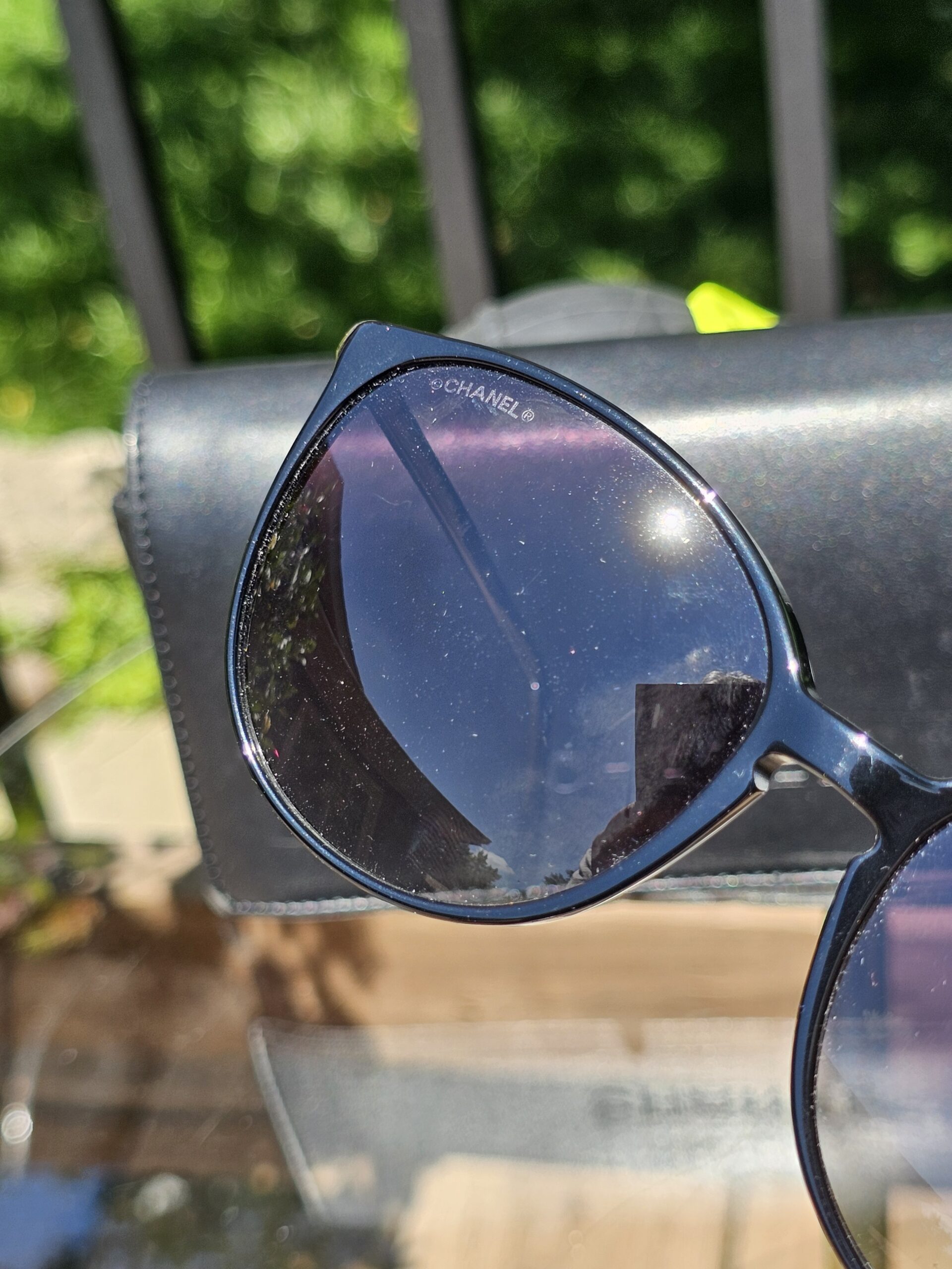 CC Oversized Frames - Image 9