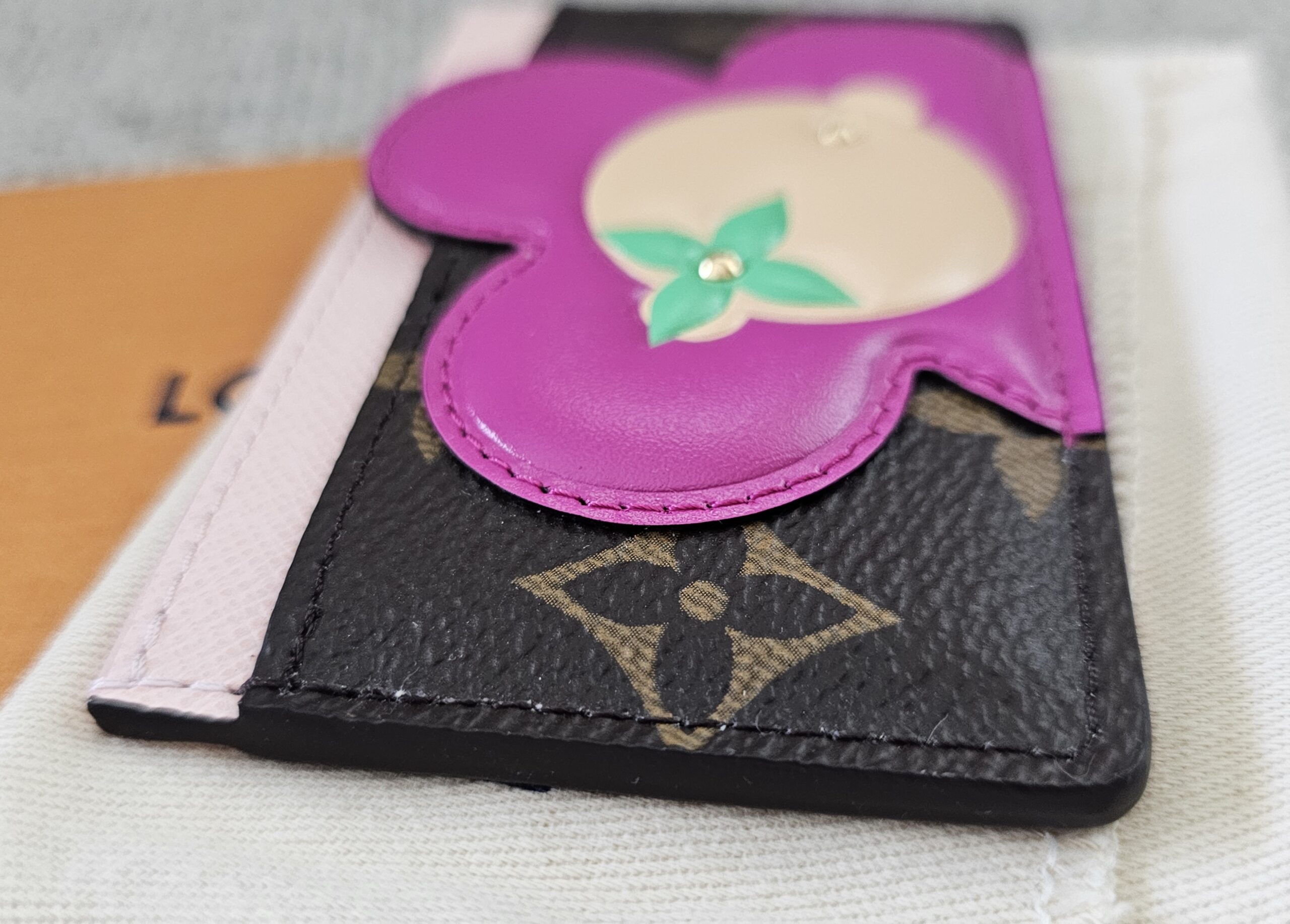 Vivienne Card Holder - Image 4