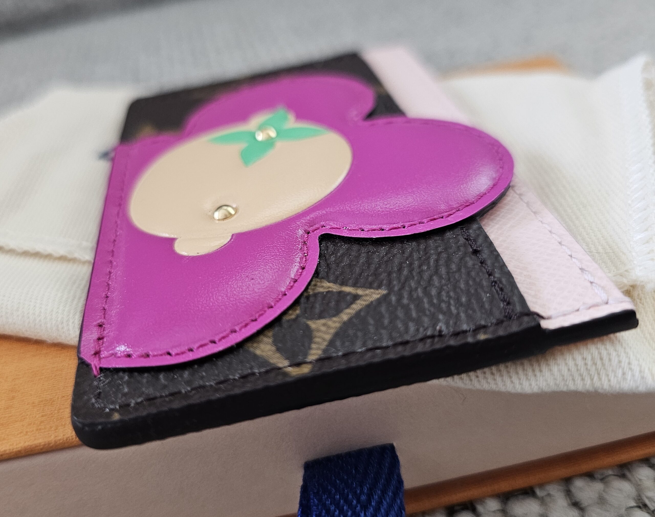 Vivienne Card Holder - Image 5