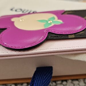 Vivienne Card Holder - Image 6