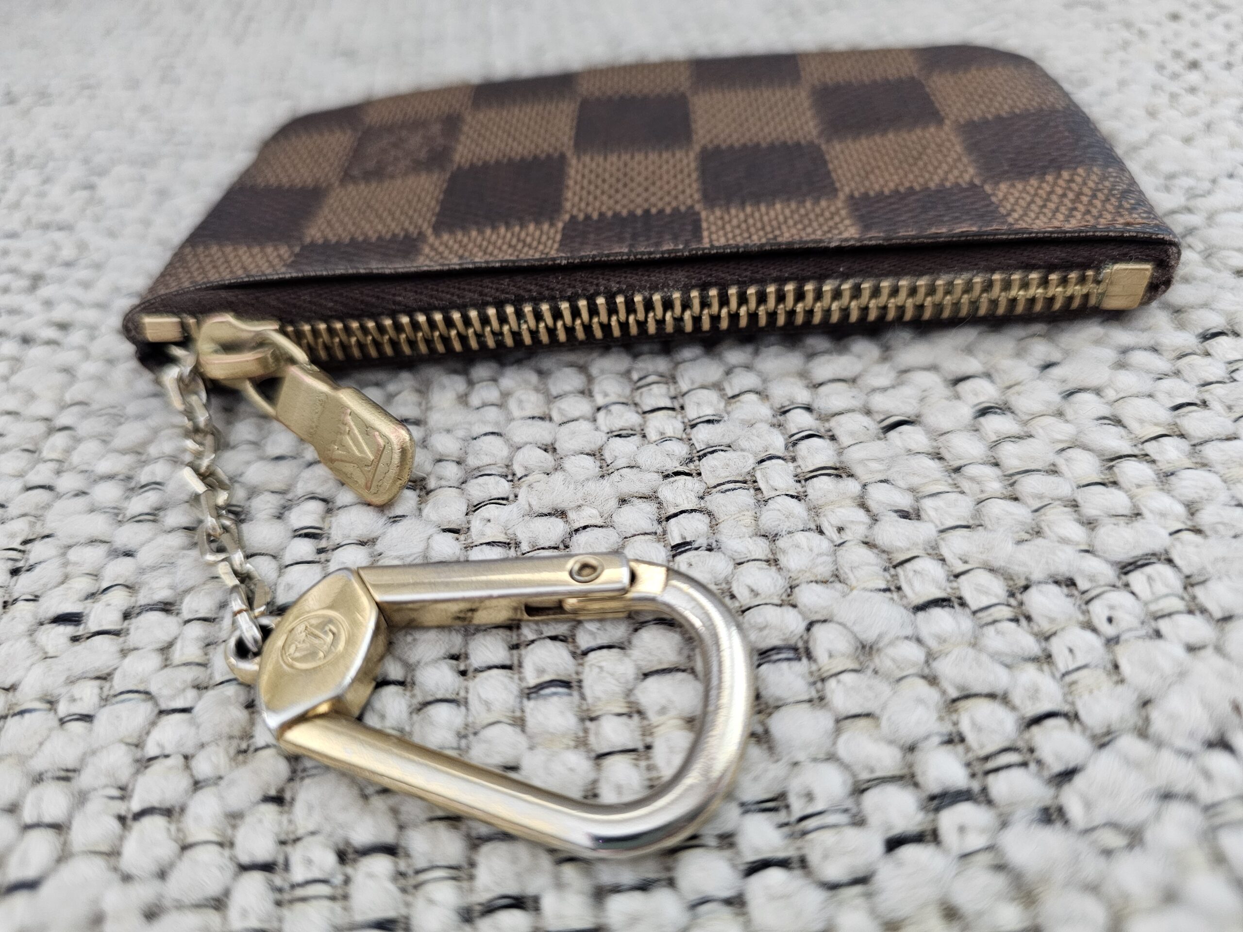 Damier Ebene Key Pouch - Image 6