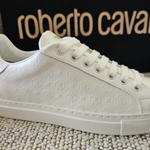 Covering the Entire Surface Sneaker - Image 8