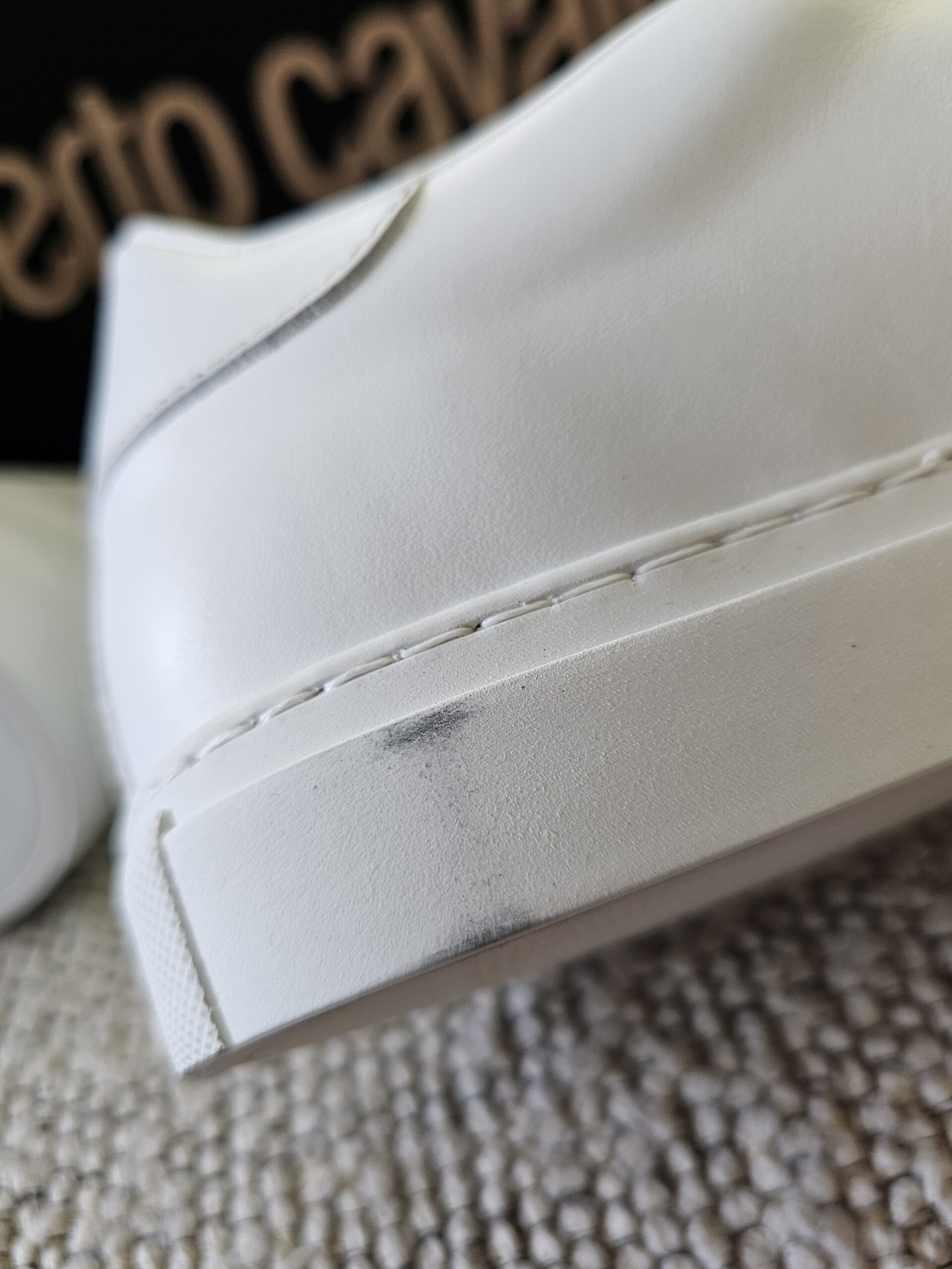 Covering the Entire Surface Sneaker - Image 12