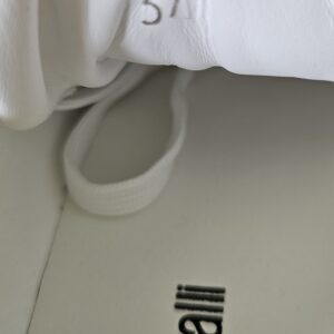 Covering the Entire Surface Sneaker - Image 10