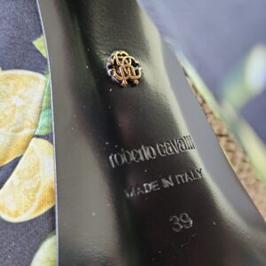 Lemon pumps size 39 euro - Image 11