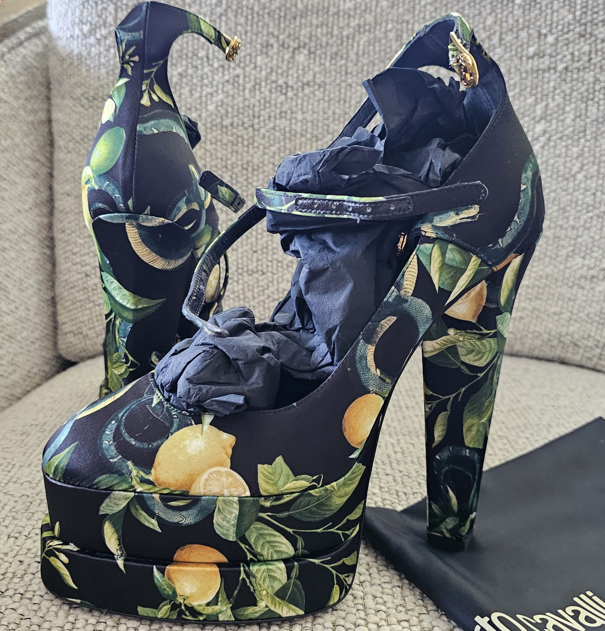 Lemon Pumps Size 40 Euro - Image 7