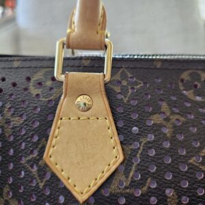 Preforated Speedy 30 Fuschia - Image 7