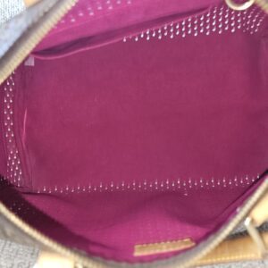 Preforated Speedy 30 Fuschia - Image 19