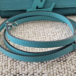 Louise PM - Image 22