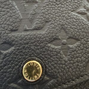 Curieuse Black Wallet - Image 9