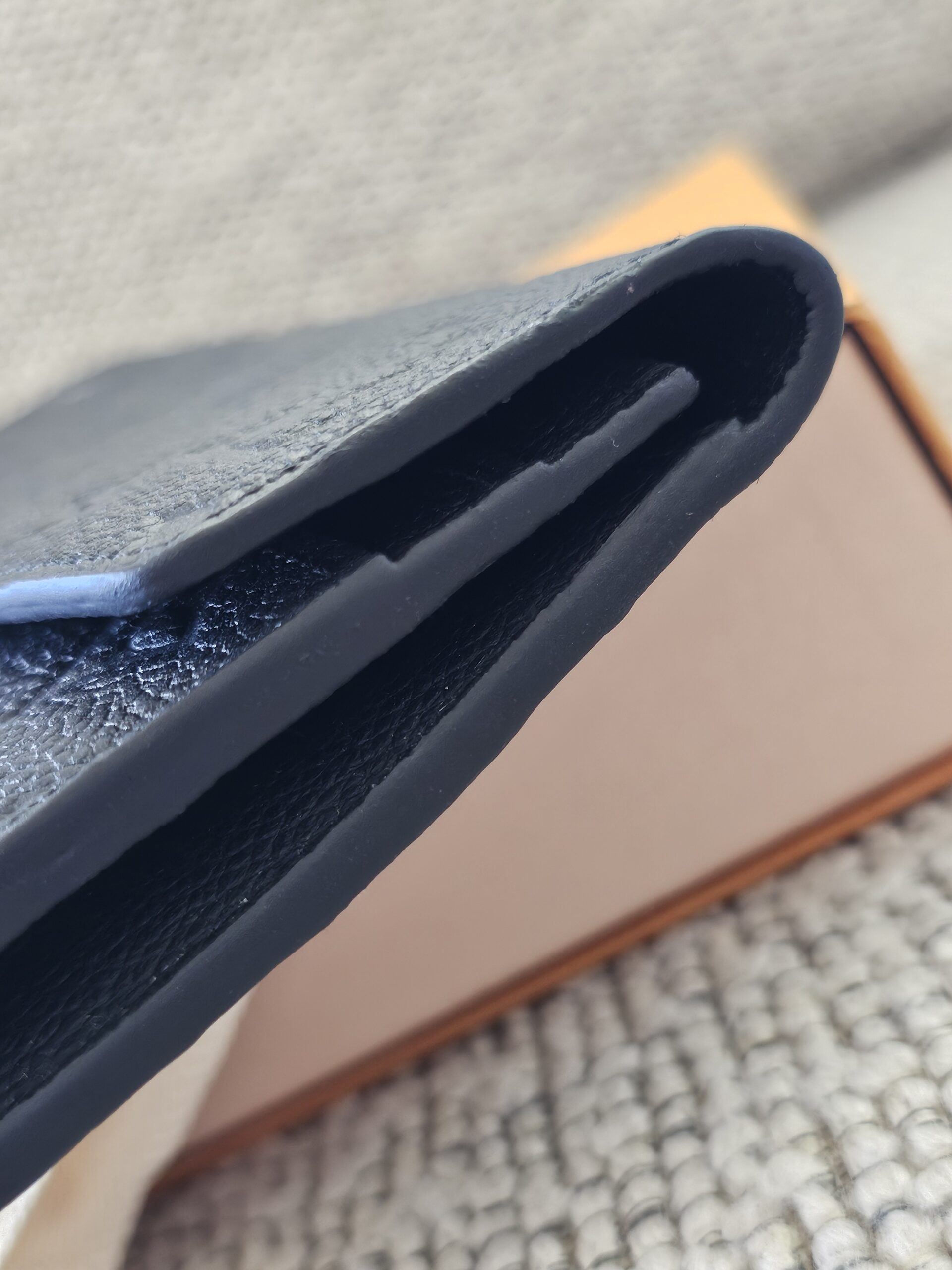 Curieuse Black Wallet - Image 19