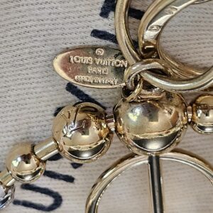 Pearly Bag Charm - Image 12