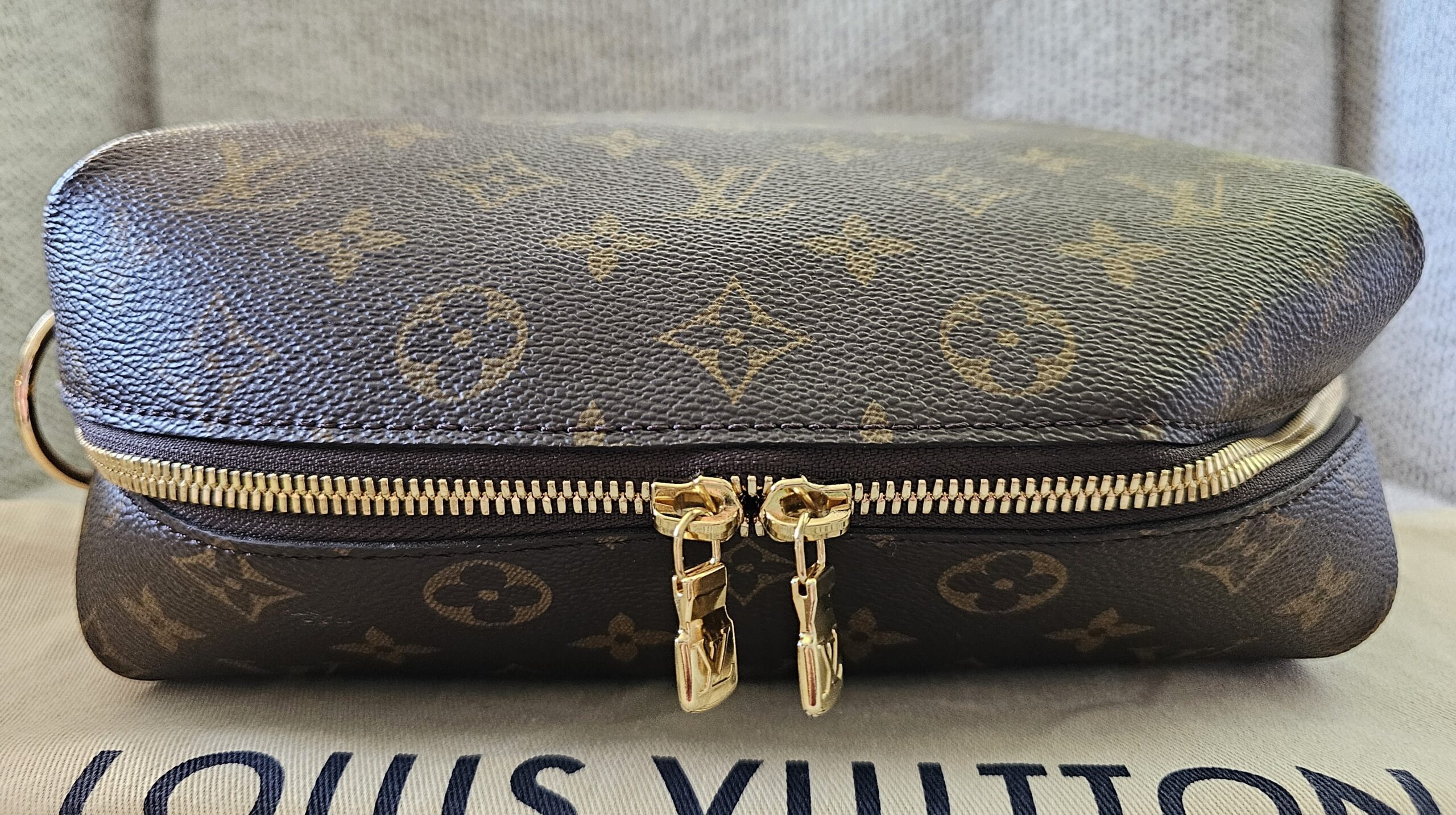 Cosmetic Pouch GM - Image 6