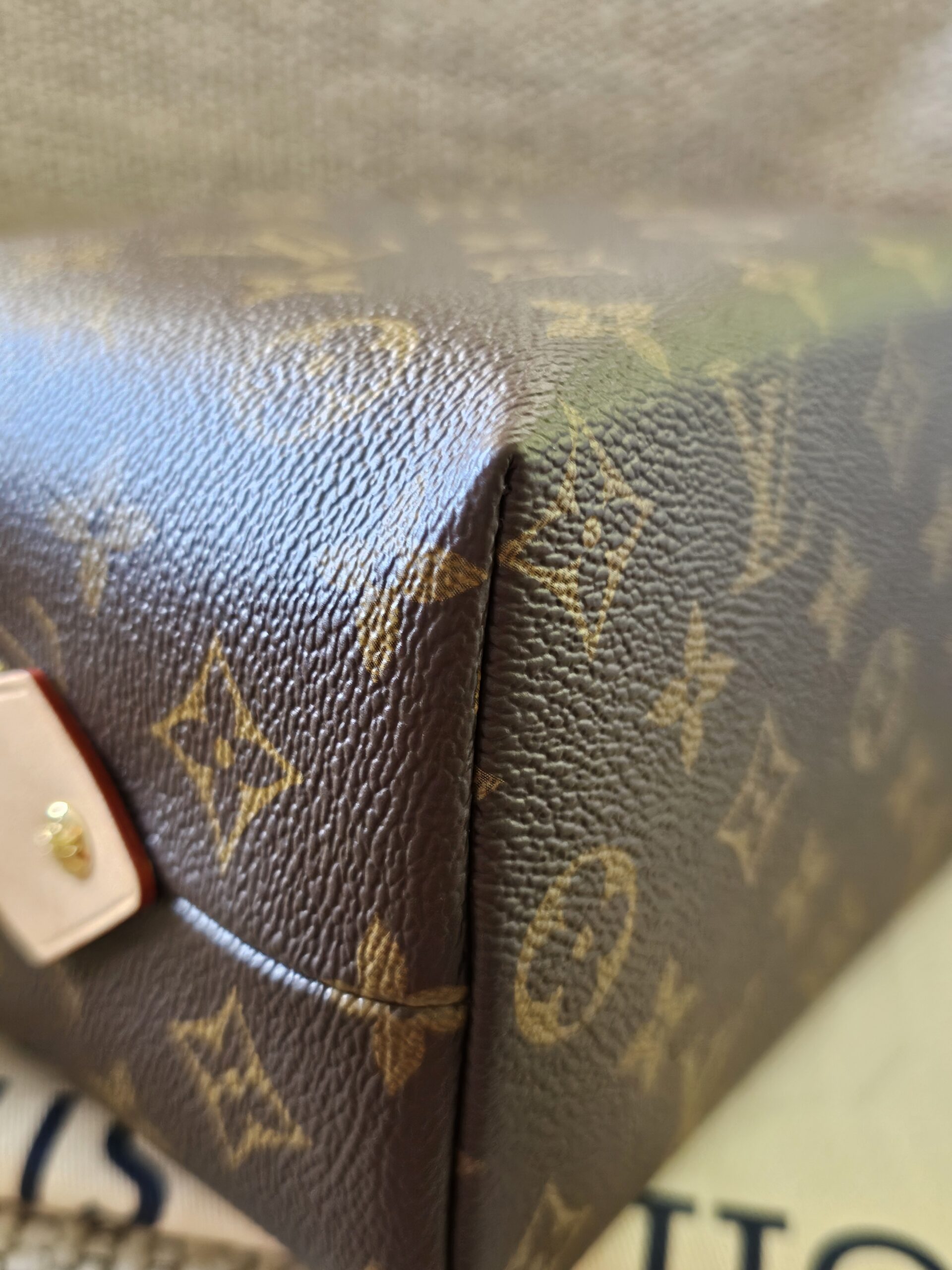 Cosmetic Pouch GM - Image 9