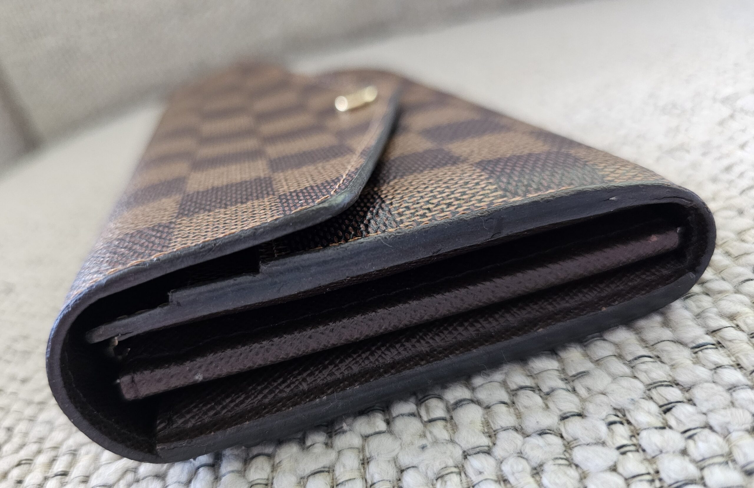Sarah Damier Ebene Wallet - Image 4