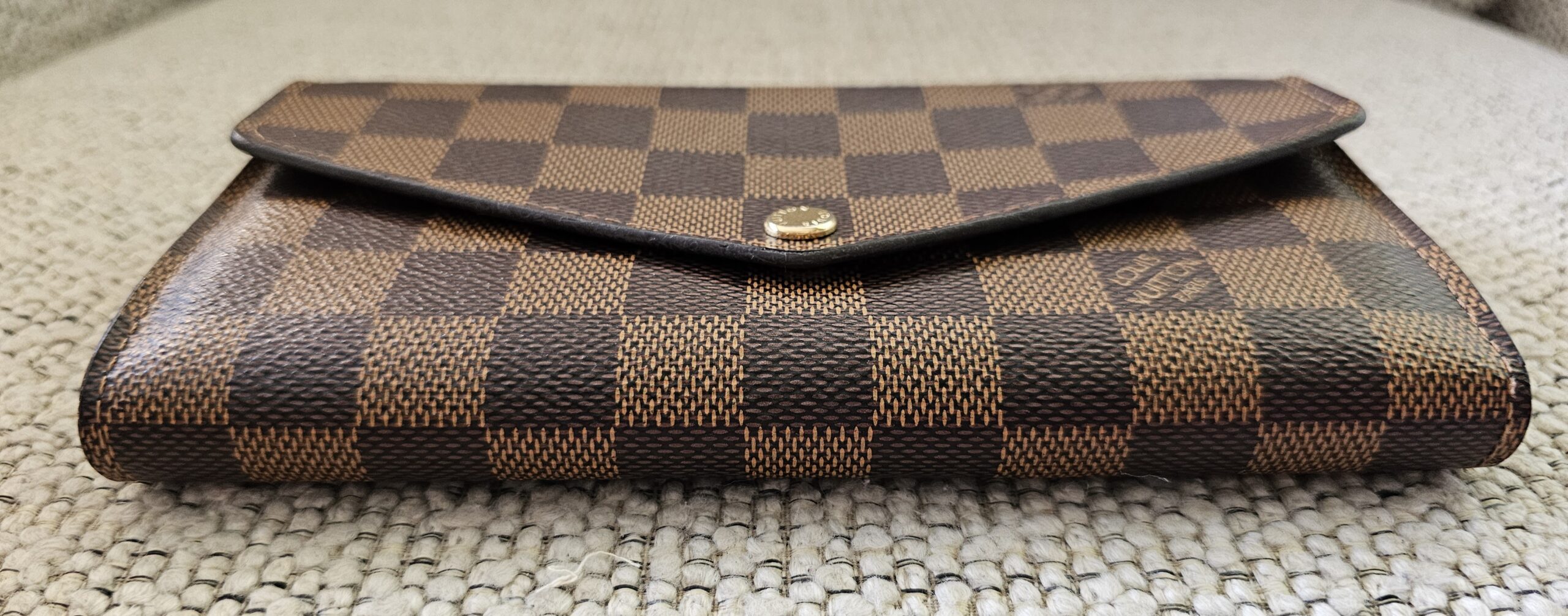 Sarah Damier Ebene Wallet - Image 6