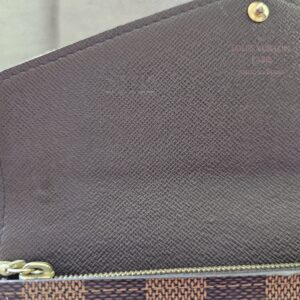 Sarah Damier Ebene Wallet - Image 17