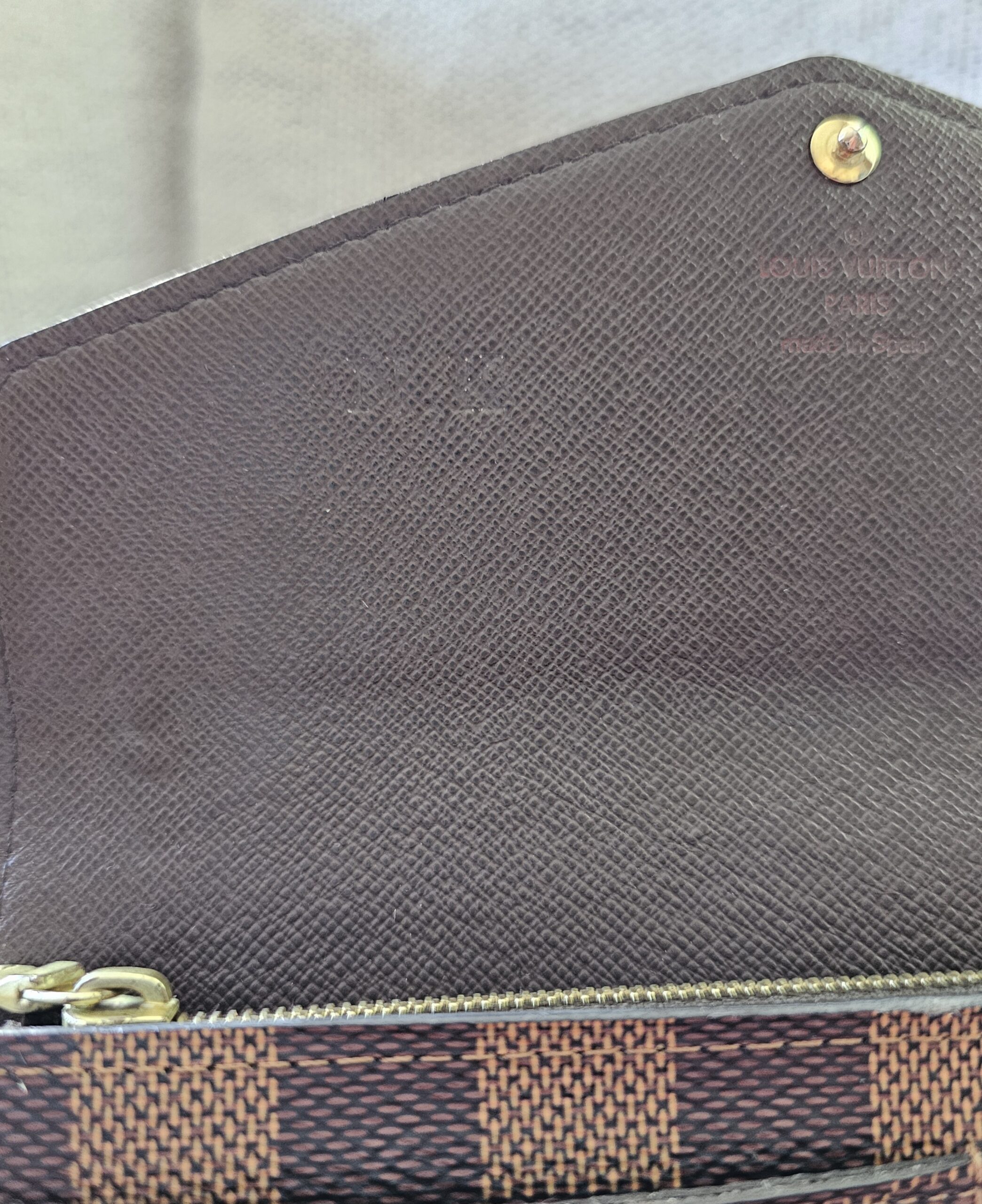 Sarah Damier Ebene Wallet - Image 17