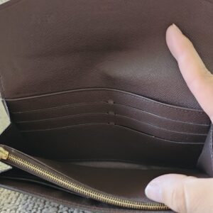 Sarah Damier Ebene Wallet - Image 19