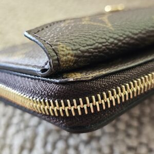 Recto Verso Card Holder - Image 10