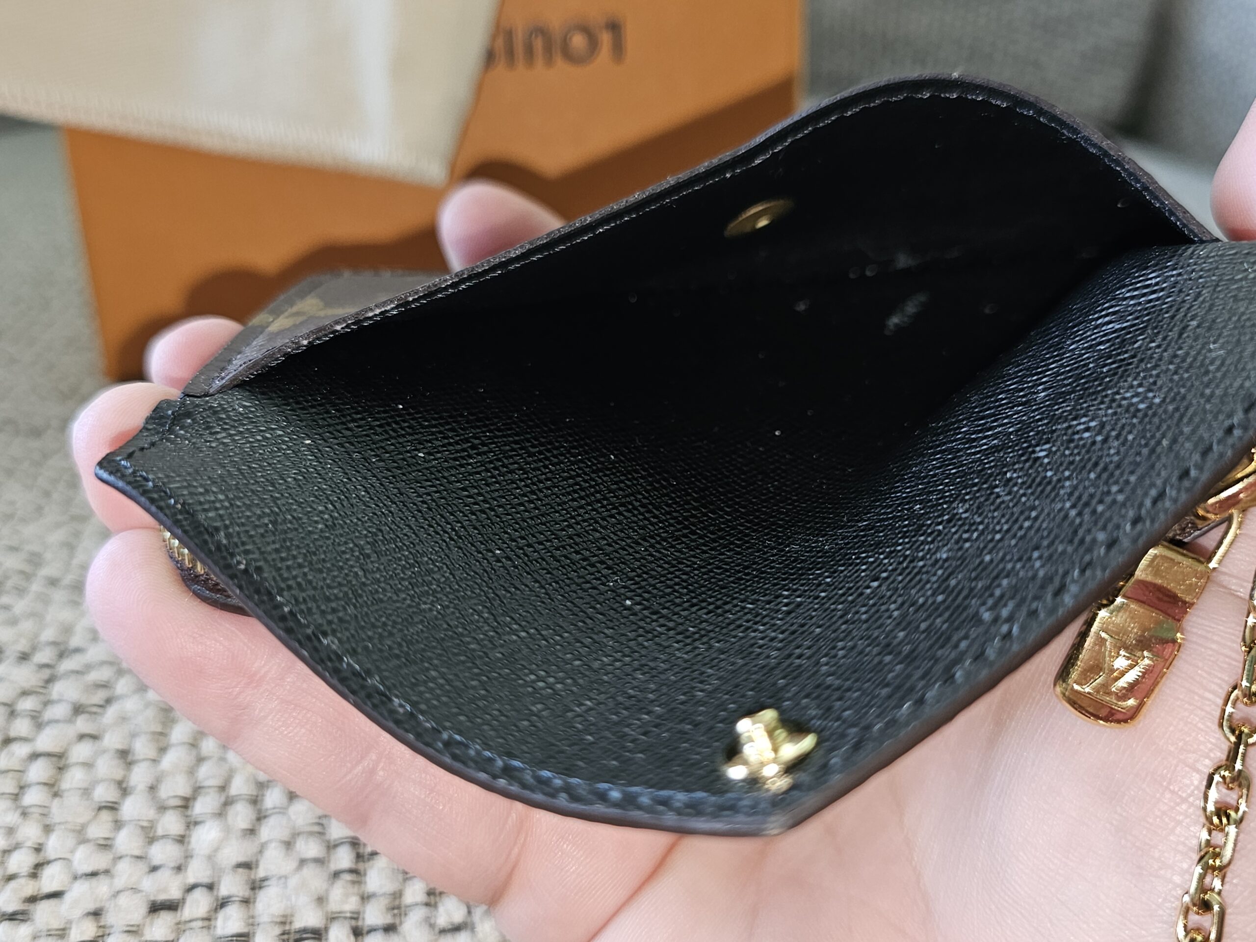 Recto Verso Card Holder - Image 12