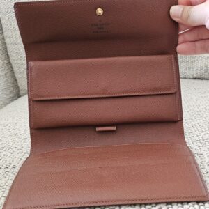 International Wallet Monogram - Image 13