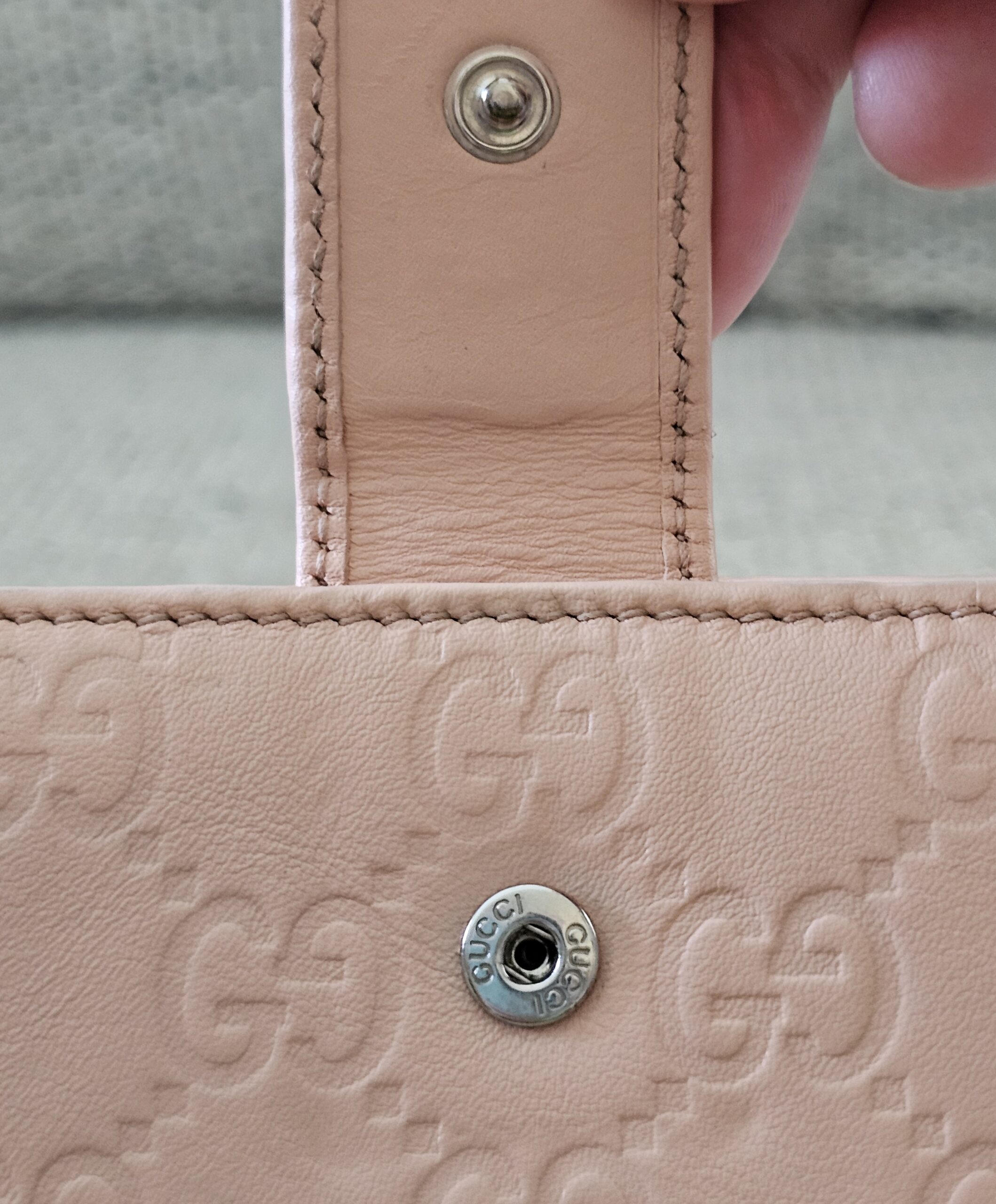 Gucci Leather Continental Wallet - Image 13