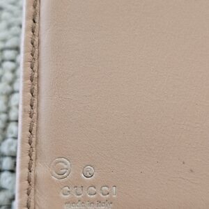 Gucci Leather Continental Wallet - Image 15