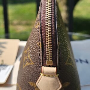 Cosmetic Pouch PM - Image 5