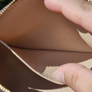 Cosmetic Pouch PM - Image 16