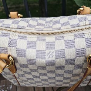 Totally PM Azur - Image 12