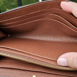 Sarah Canvas Wallet Monogram - Image 13
